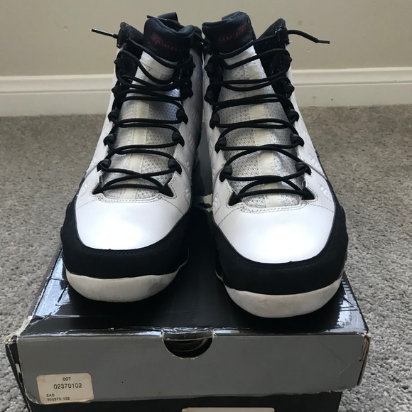 Air Jordan 9 Retro - Picture 6 of 8